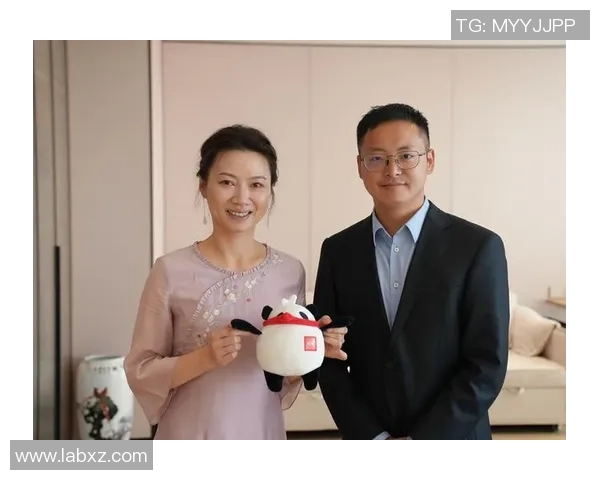 揭秘黄敏的足球成功之道与背后故事的专访分享